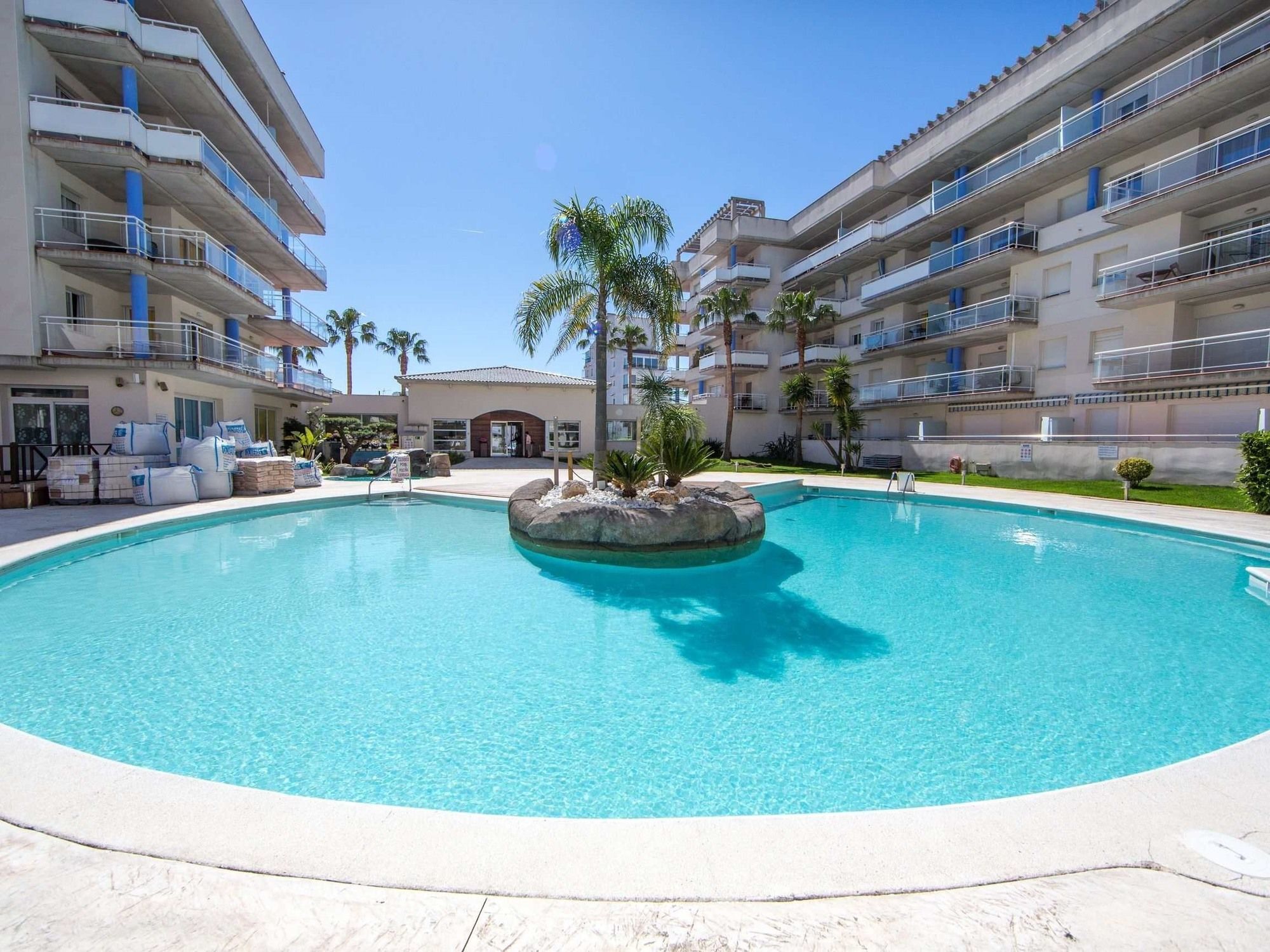 Port Canigo Apartments Roses Exterior photo